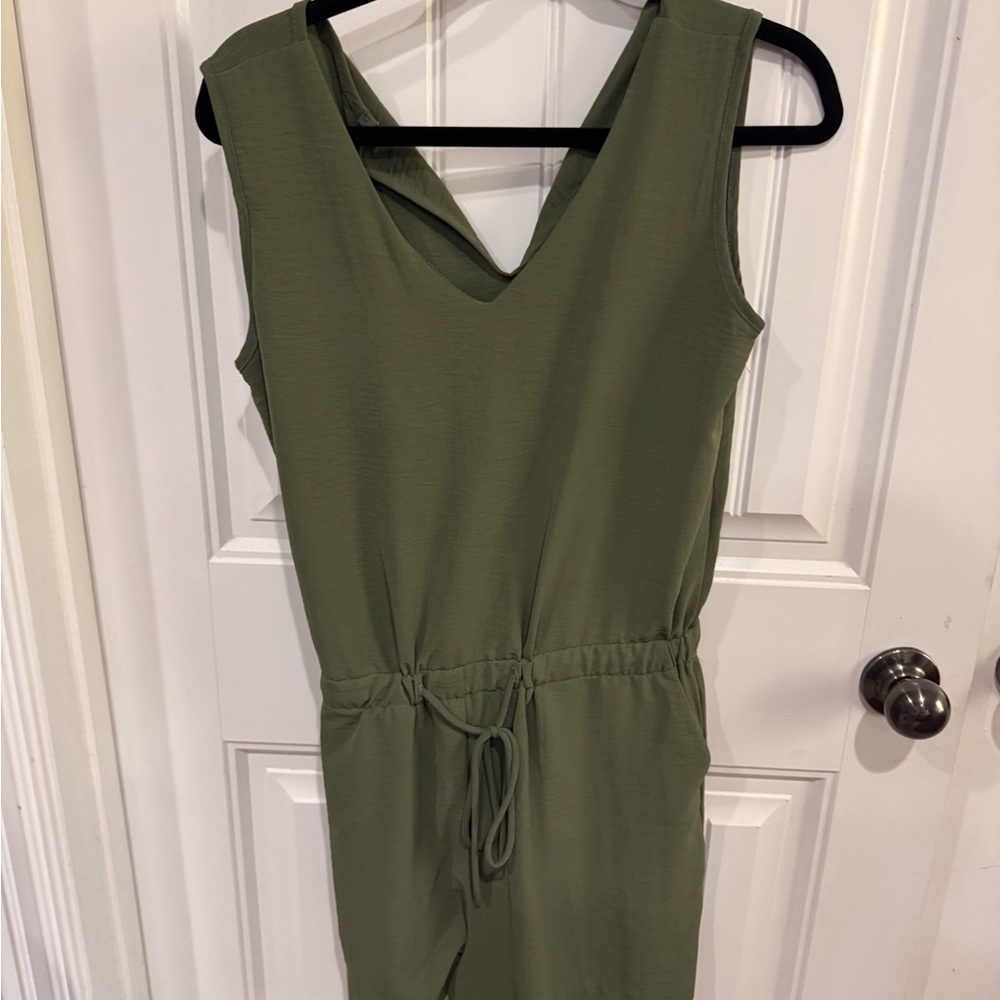 Sleeveless Olive Green Jumpsuit